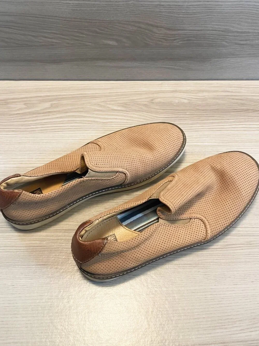 Johnston & Murphy J&M Men's Perforated Leather Slip On Loafers Tan Size 11M